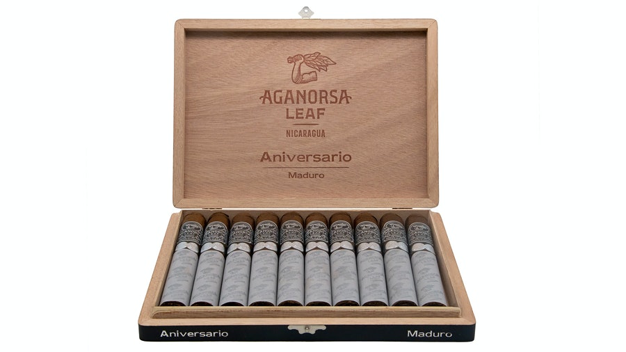 Aganorsa Leaf Aniversario Maduro GRAN TORO