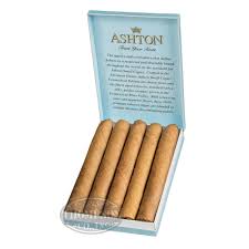 Ashton CONNECTICUT HALF CORONA PACK