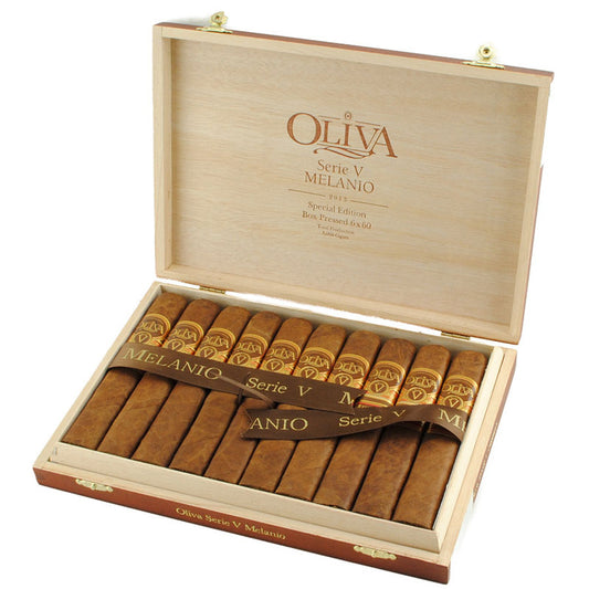 Oliva V Melanio Maduro  DOUBLE TORO