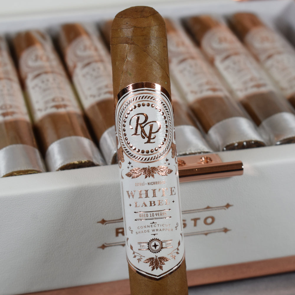 Rocky Patel White Label ROBUSTO + LIGHTER