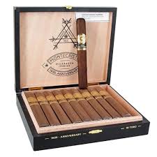 Montecristo 1935 Anniversary Nic TORO